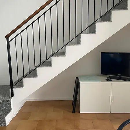 La Casa Di Thomas Διαμέρισμα Ντεζεντσάνο ντελ Γκάρντα